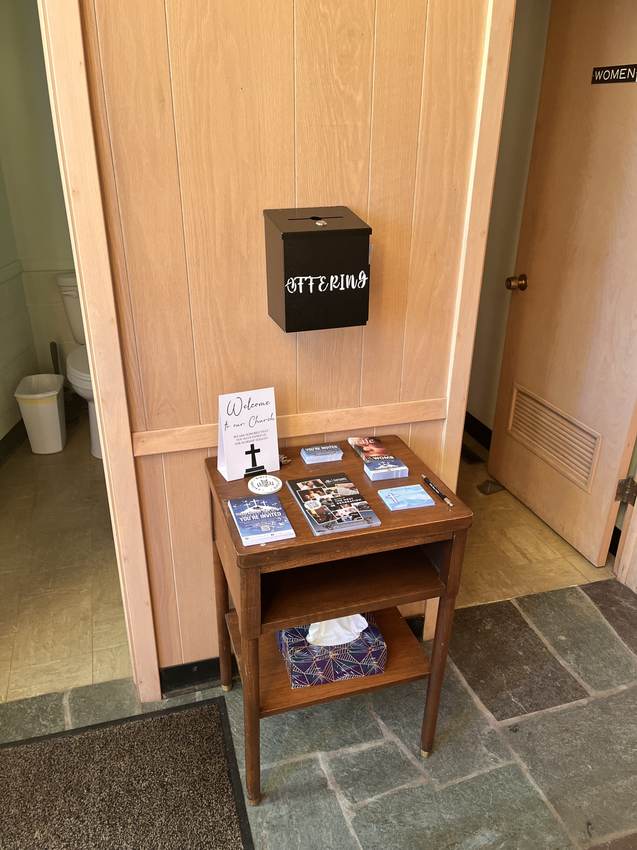 Welcome table at the entrance
